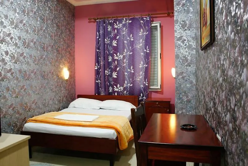 Nr. 1 Hotel Gjirokaster 3*,  Albania